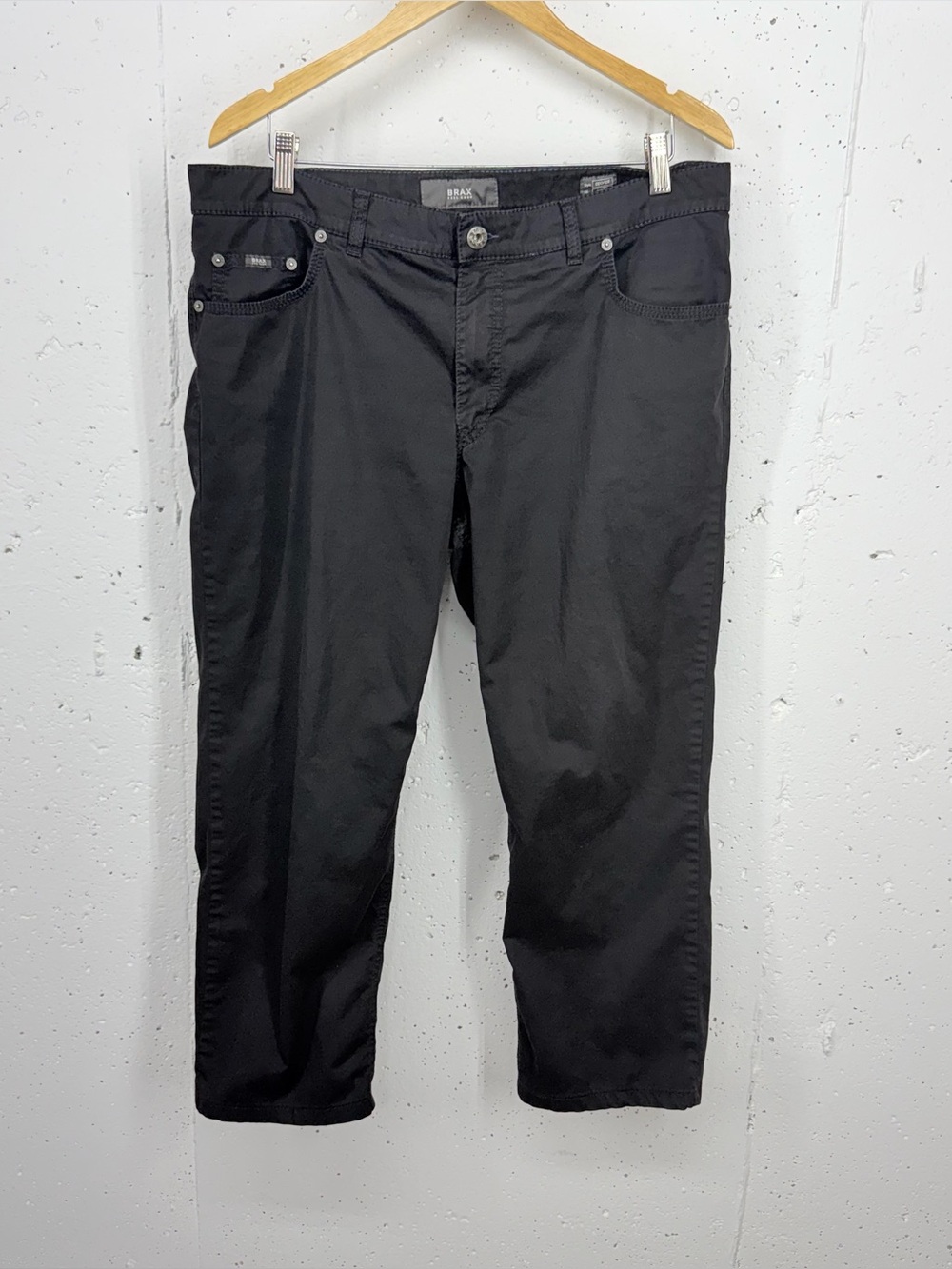 Brax Men’s Size 36 x 25.5 Cooper Perma Black Regular Fit Pants